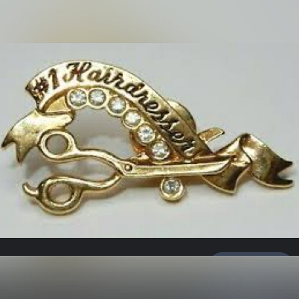 #1 Hairdresser Avon Pin